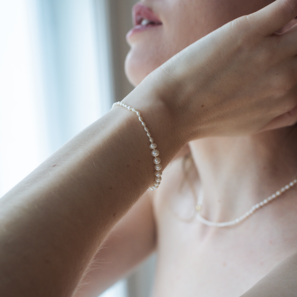 Mixed pearl bracelet